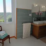 La Fezendes Bed & Breakfast *
